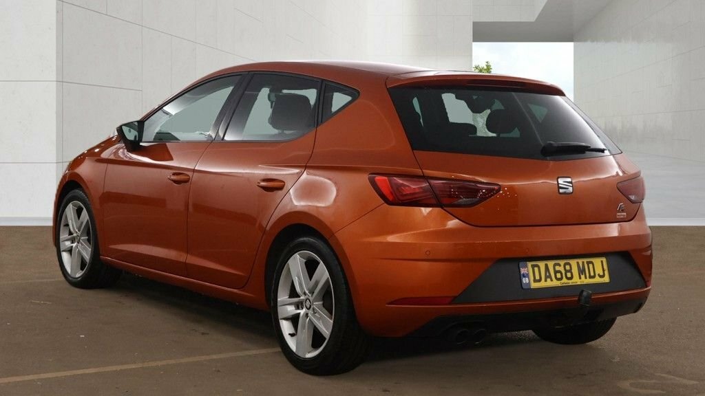 Seat Leon 2L Fr DA68MDJ Orange #4