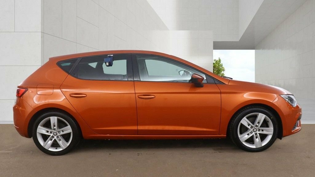 Seat Leon 2L Fr DA68MDJ Orange #6