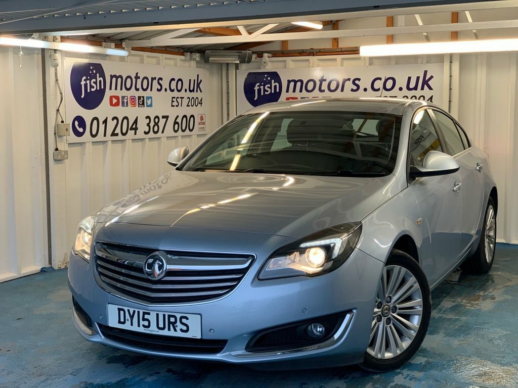 Vauxhall Insignia 1.8L Design Silver