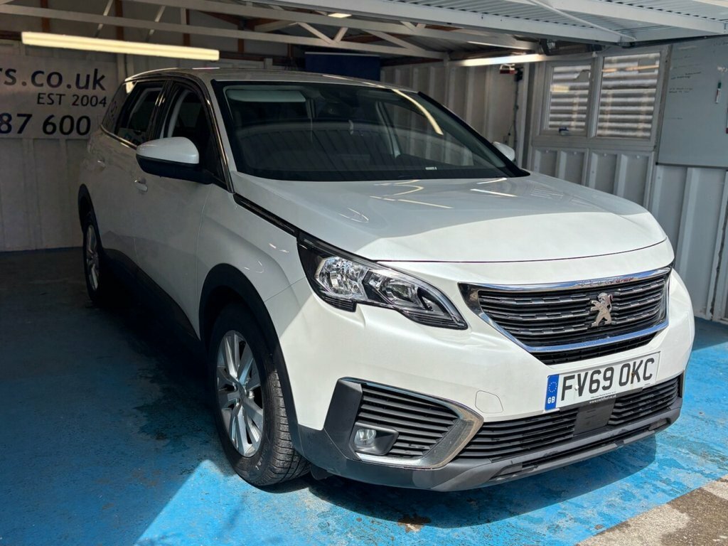 Peugeot 5008 1.2L Active White #4