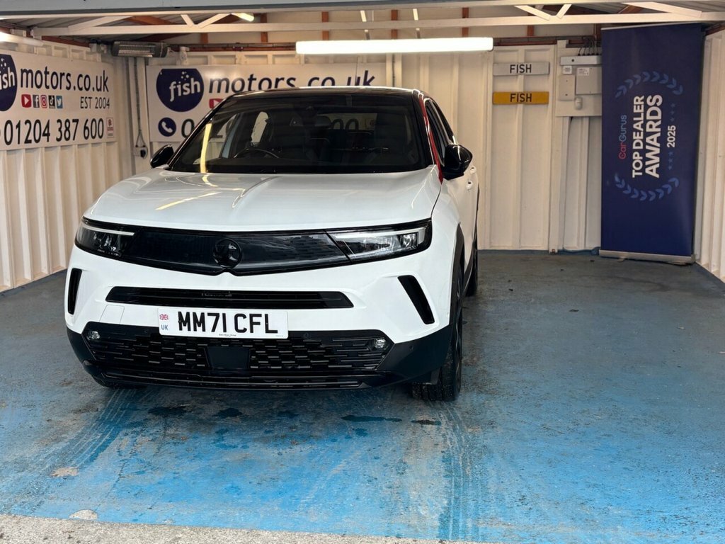 Vauxhall Mokka-e Suv MM71CFL White #3