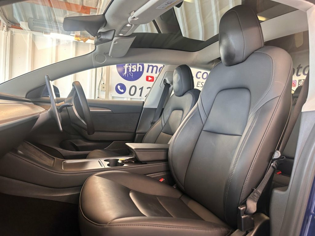 Tesla Model 3 Saloon LB72OFE Blue #6