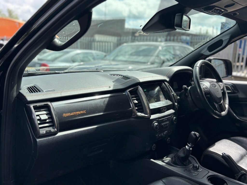 Ford Ranger 2L Wildtrak MW70FJD Black #2