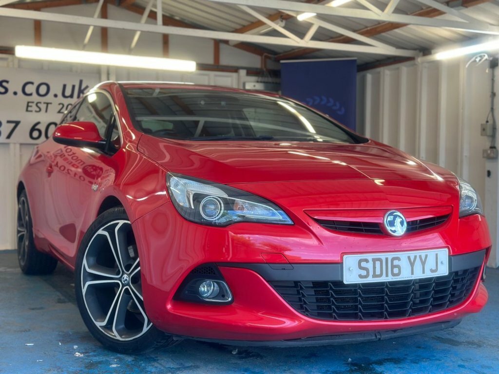 Vauxhall Astra GTC 1.4L Limited Edition Red #3