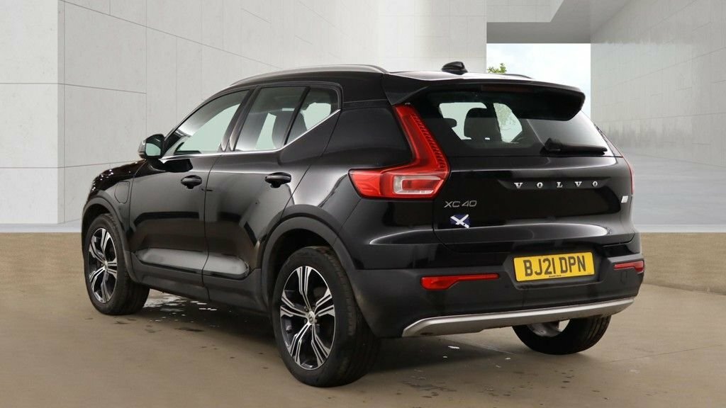 Volvo XC40 1.5L Inscription Pro BJ21DPN Black #4