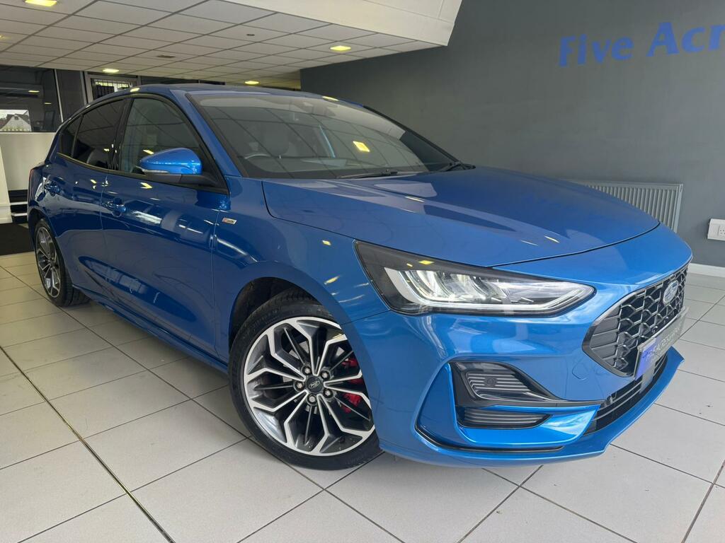 Ford Focus Hatchback Blue