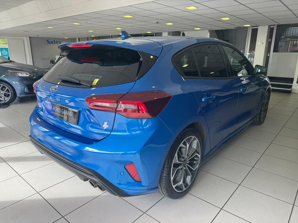Ford Focus Hatchback CJ23NRO Blue #4