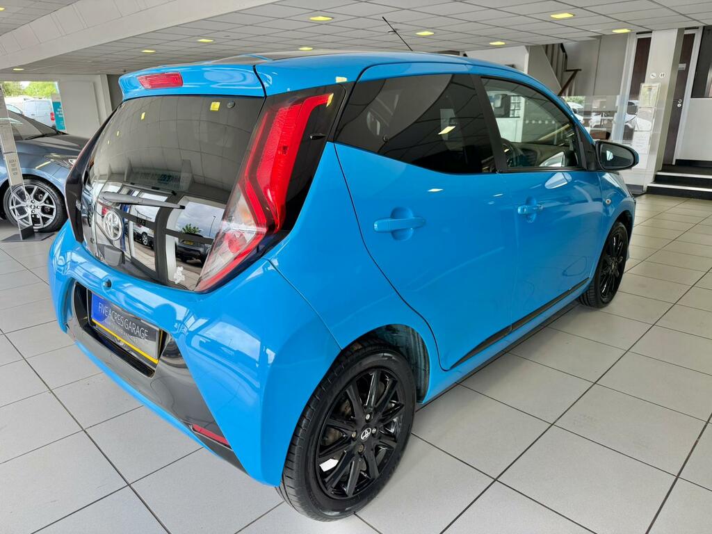 Toyota Aygo Aygo X-press Vvt-i MA68HRN Blue #4