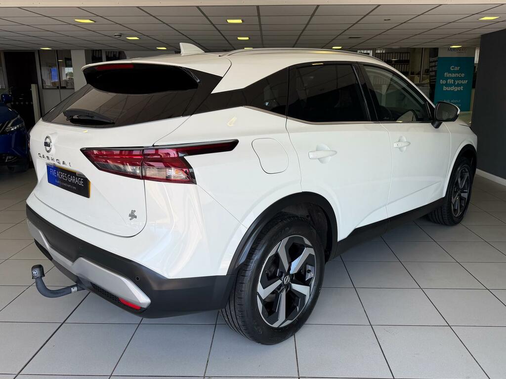 Nissan Qashqai Suv WP71RTX White #4