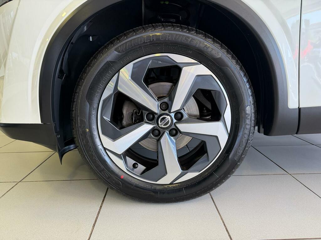Nissan Qashqai Suv WP71RTX White #2