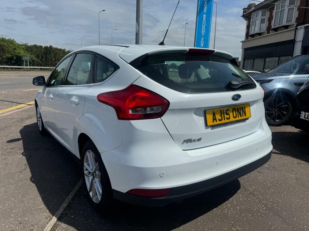 Ford Focus Hatchback 1.5 Tdci Zetec Euro 6 Ss 201515 AJ15ONN White #3