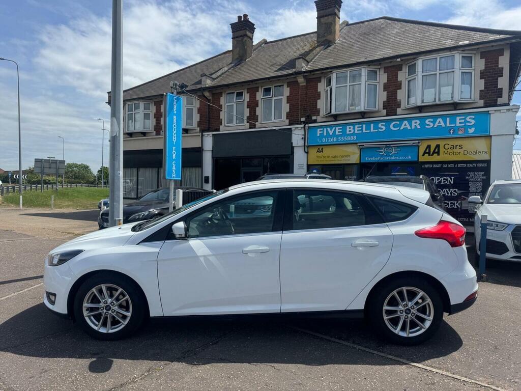 Ford Focus Hatchback 1.5 Tdci Zetec Euro 6 Ss 201515 AJ15ONN White #2