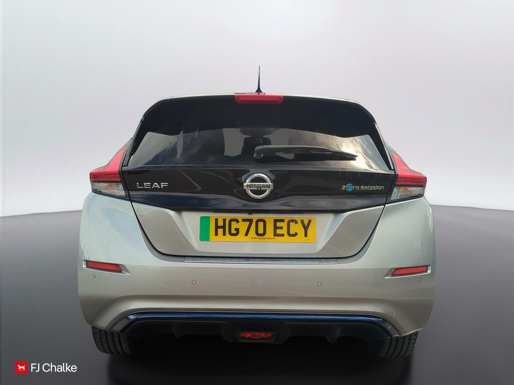 Nissan Leaf 40Kwh Tekna HG70ECY Silver #6