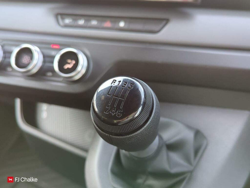 Nissan InterStar   #25