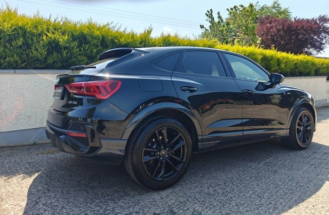 Audi Q3 2.0 Tdi 35 Black Edition Sportback Manu Black #4