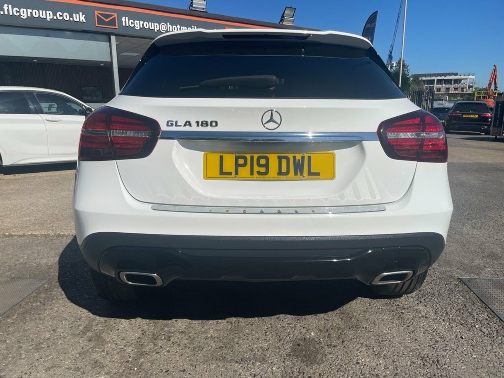 Mercedes-Benz GLA Class 1.6L Urban Edition LP19DWL White #4