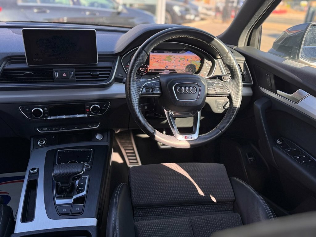 Audi Q5 2L S Line WG68HRF Grey #2