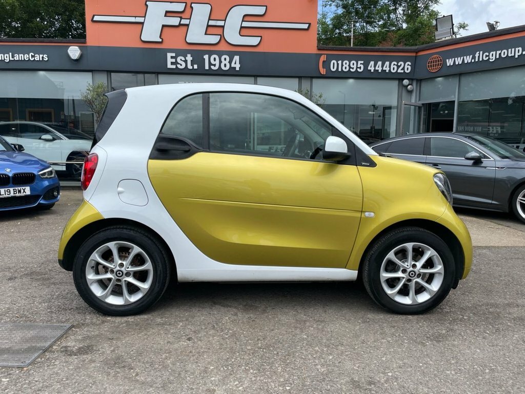 Smart Fortwo Coupe 1L Passion Yellow #3