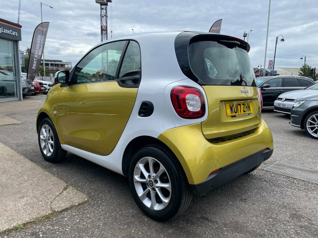 Smart Fortwo Coupe 1L Passion Yellow #6