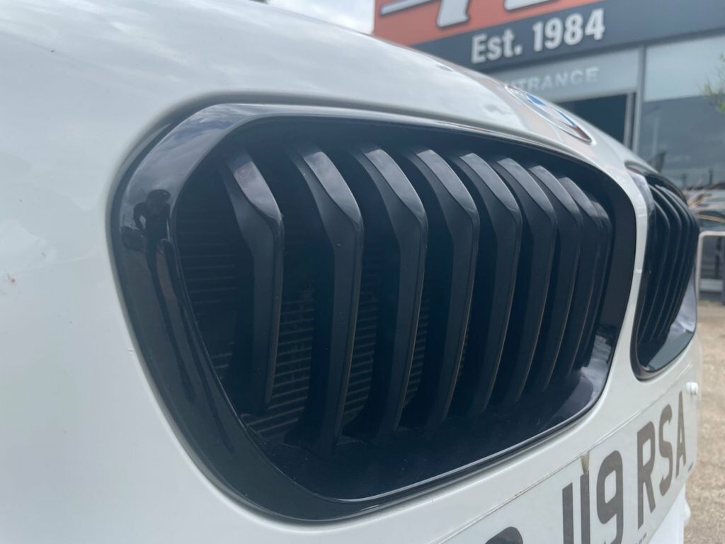 BMW 1 Series 1.5L M Sport Shadow Edition SJ19RSA White #6