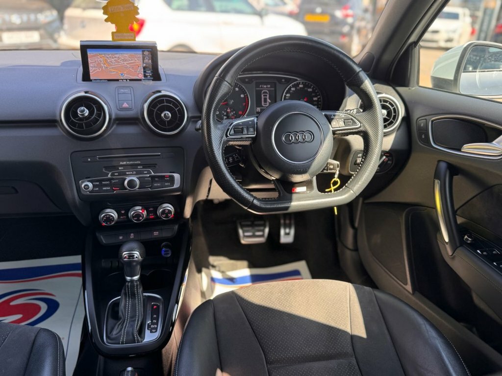 Audi A1 1L Black Edition GU18VCT White #2