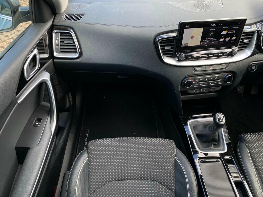 Kia Xceed 1.4 T-gdi 3 Euro 6 Ss Silver #6