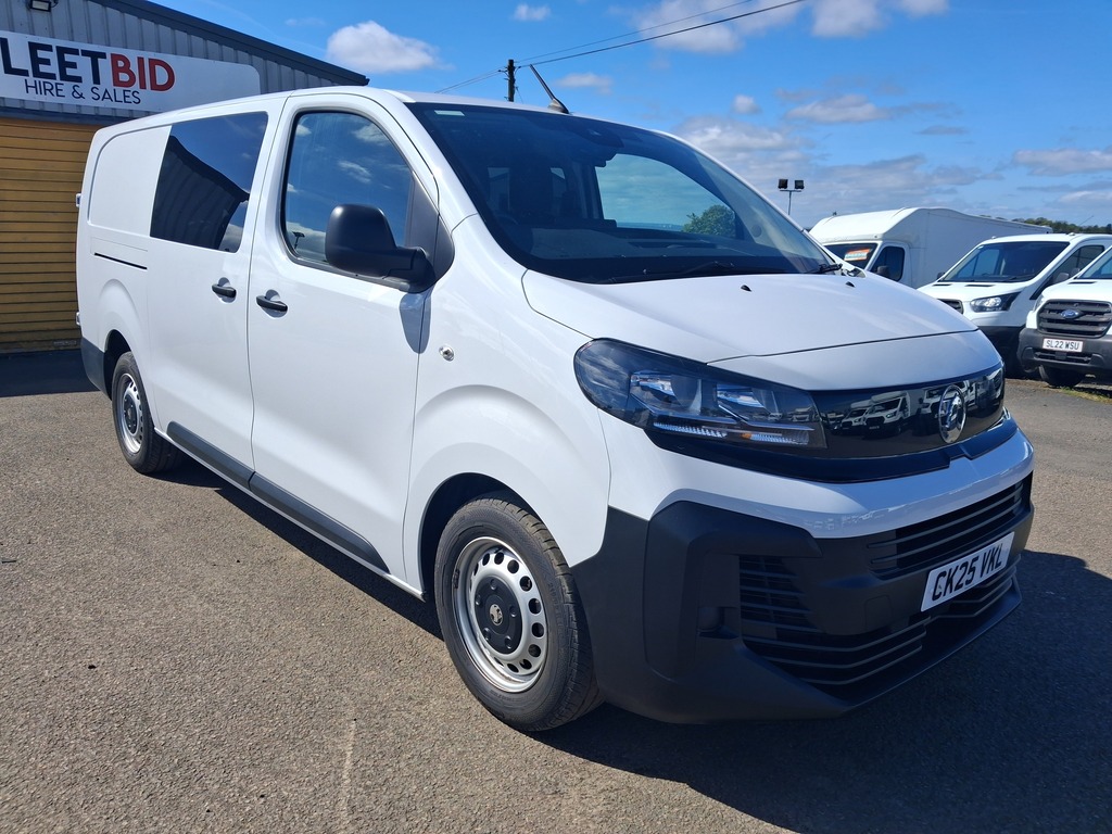 Vauxhall Vivaro Vivaro 2.0 Prime XL 145Ps CK25VKL #4