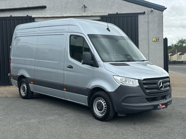 Mercedes-Benz Sprinter 2.0 315 Cdi Pro Panel Van G-tronic Rwd Silver