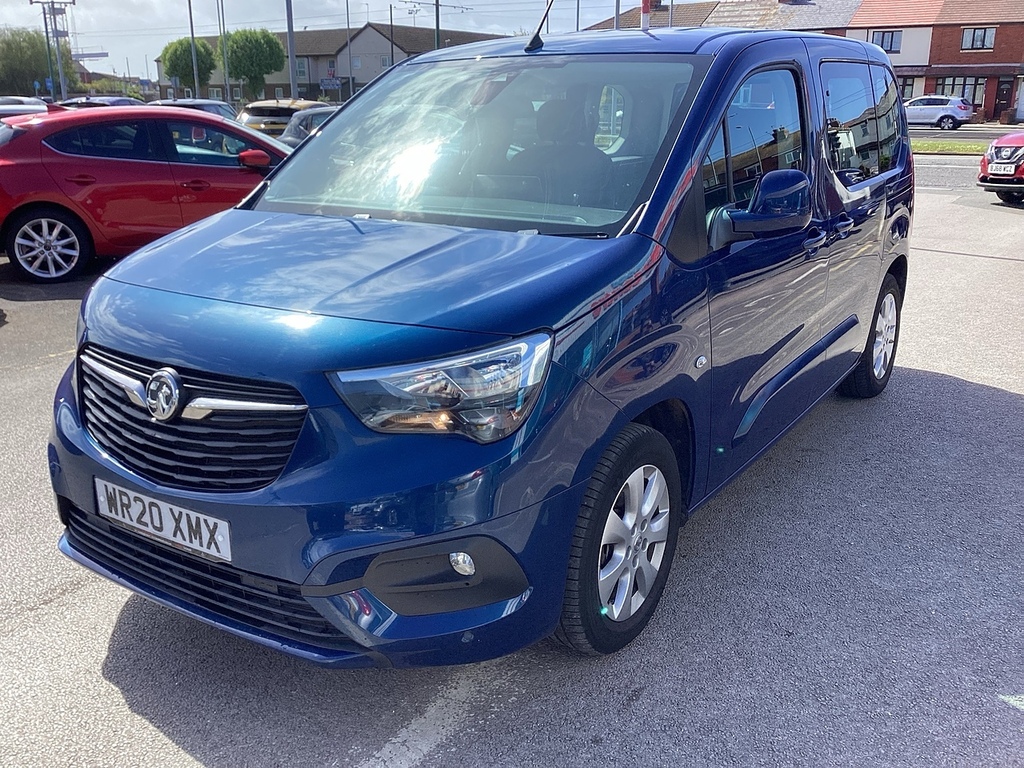 Vauxhall Combo Life Turbo Energy Blue #5