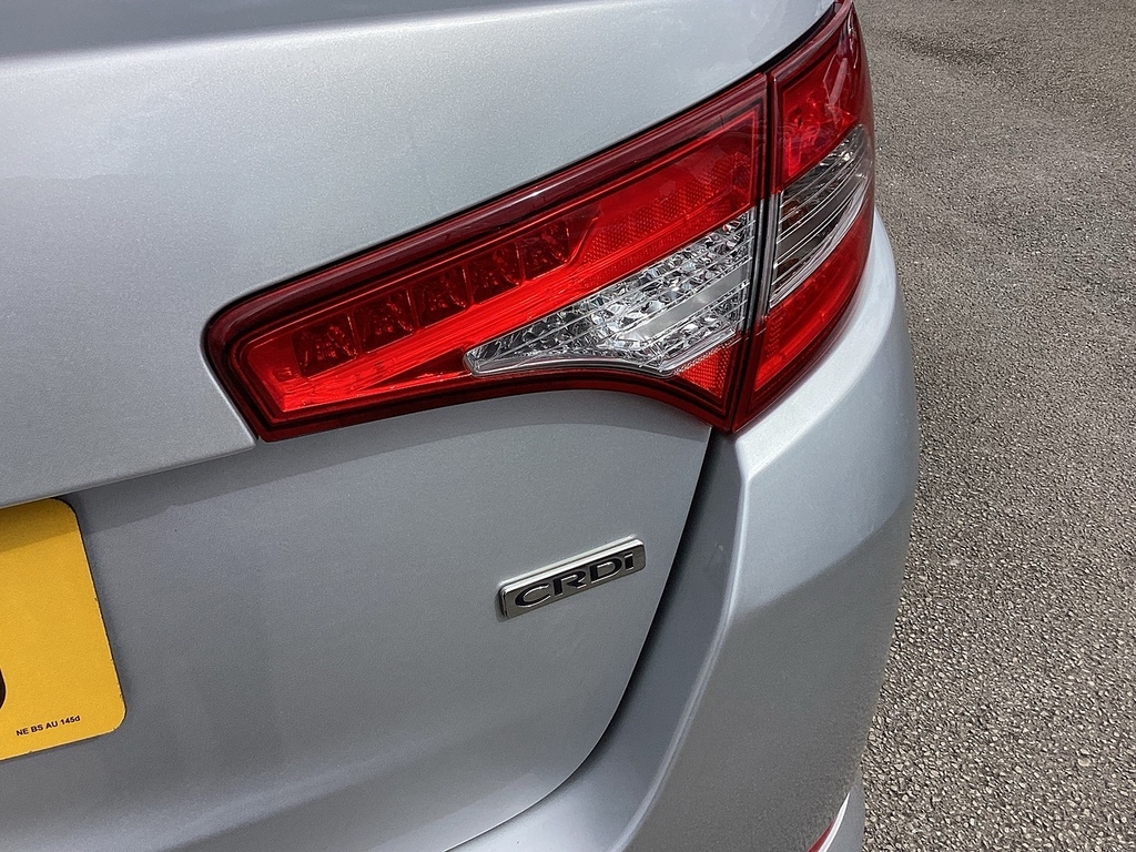 Kia Optima Black #20
