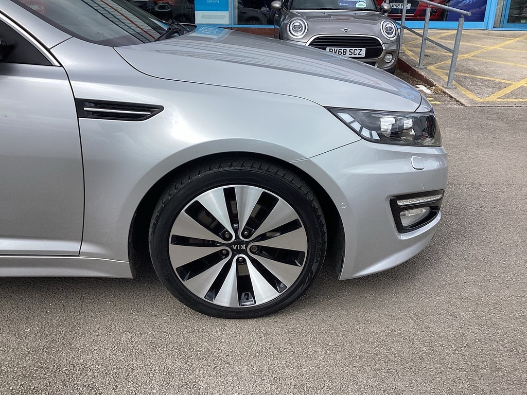 Kia Optima Black #16