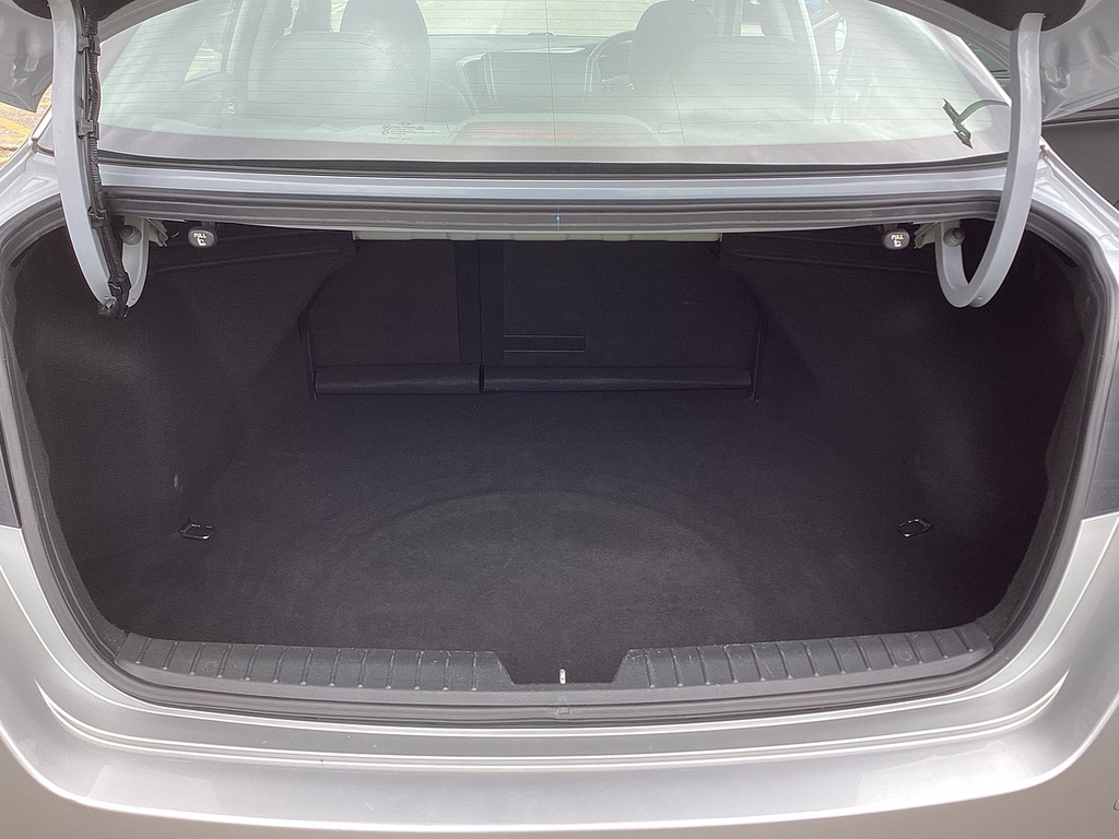 Kia Optima Black #15