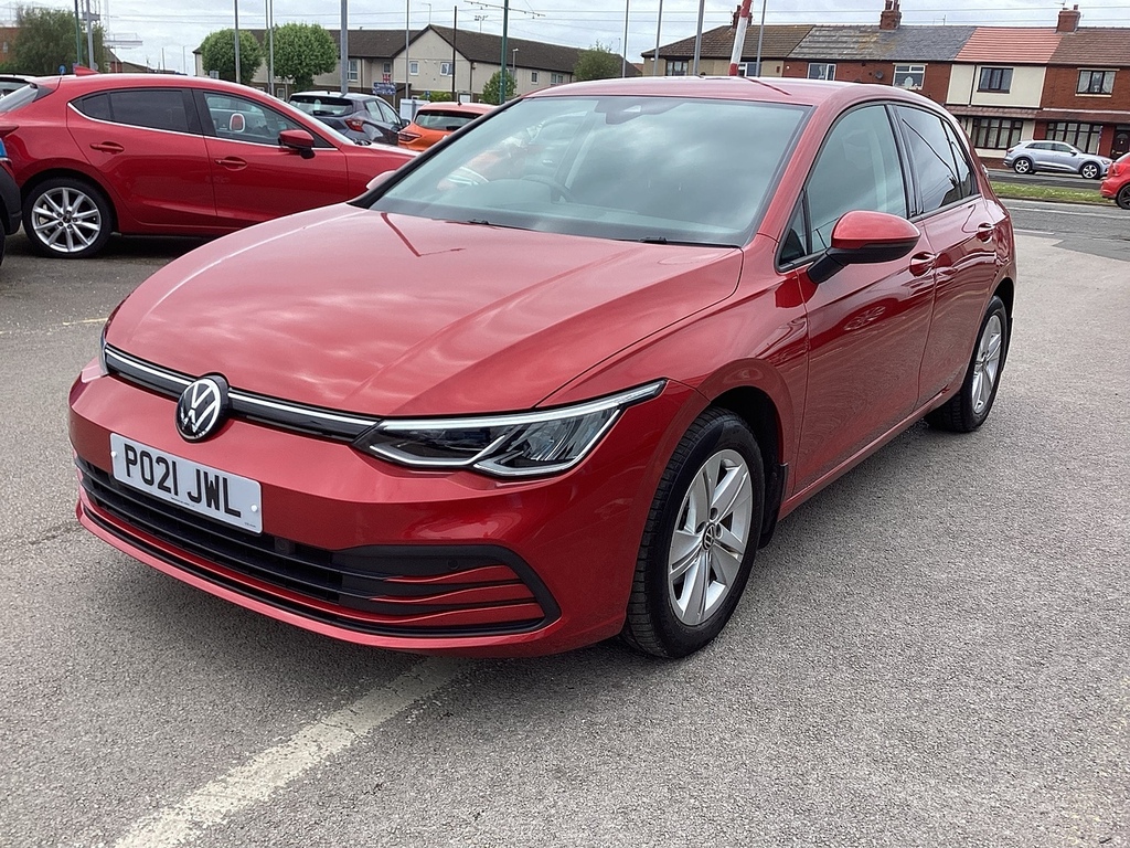 Volkswagen Golf Tsi Life Red #2