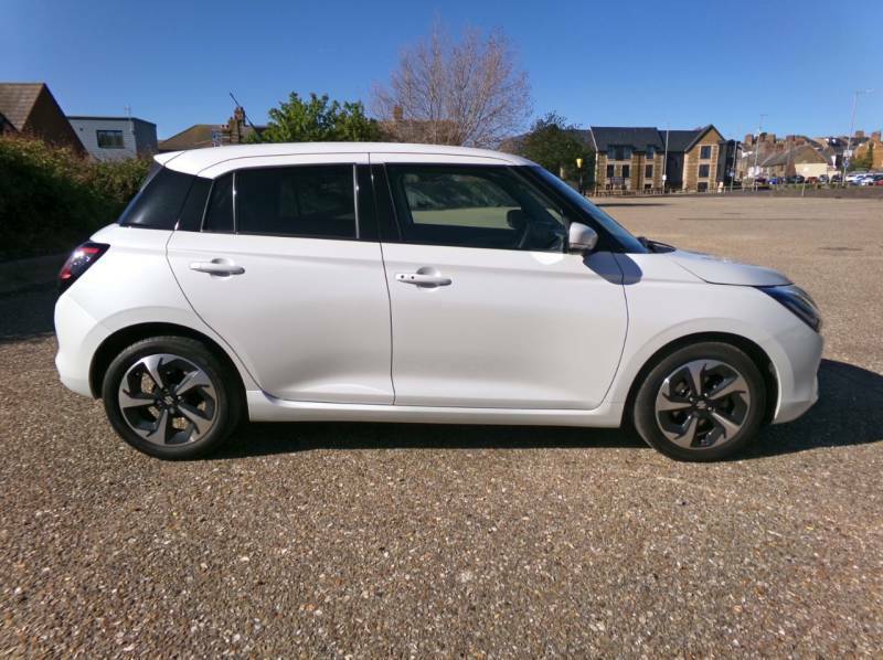 Suzuki Swift 1.2 Mild Hybrid Ultra - 2025 75 AU75HBA White #4