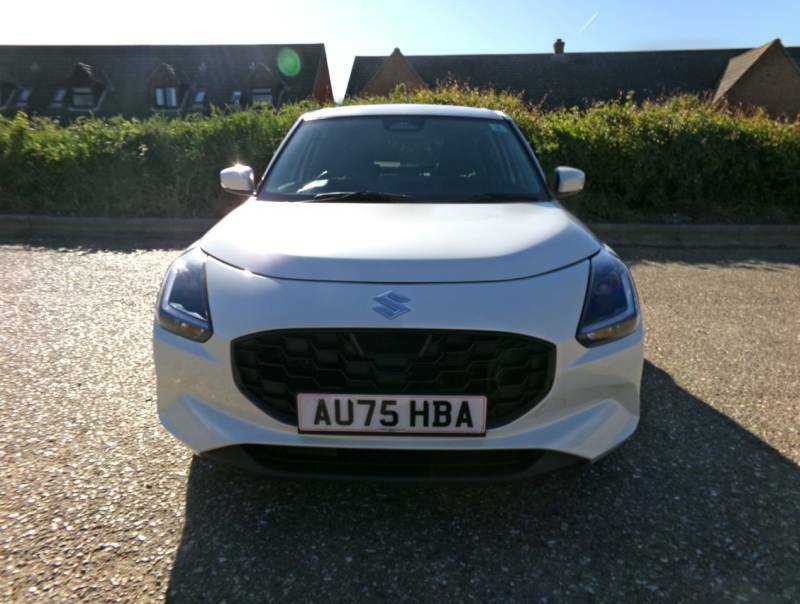 Suzuki Swift 1.2 Mild Hybrid Ultra - 2025 75 AU75HBA White #2