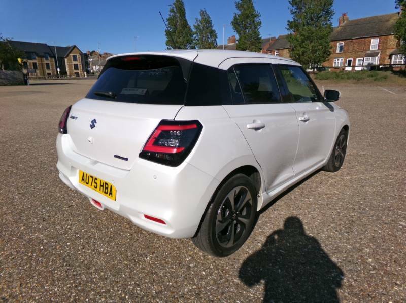 Suzuki Swift 1.2 Mild Hybrid Ultra - 2025 75 AU75HBA White #5