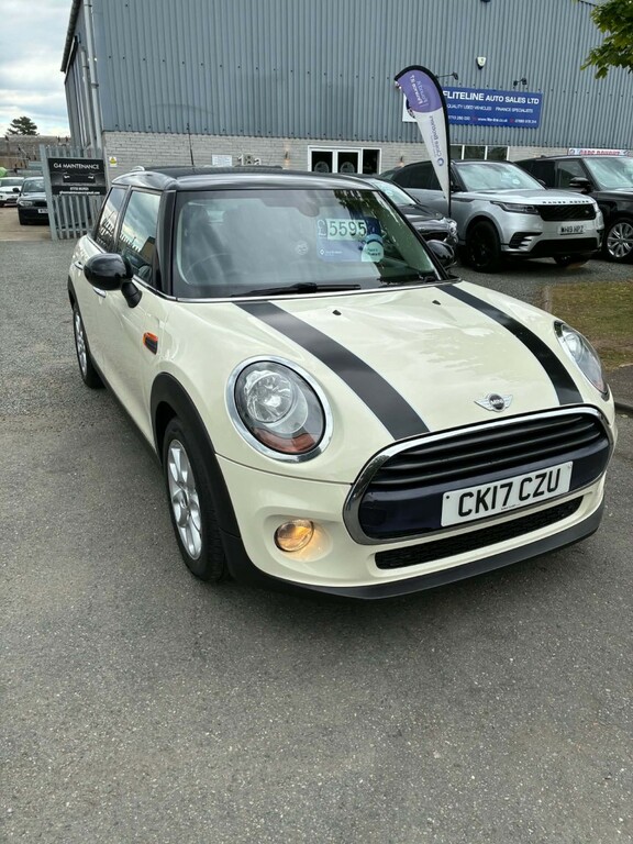 Mini Hatch 1.5 5-Door Hatch Cooper 2017 White