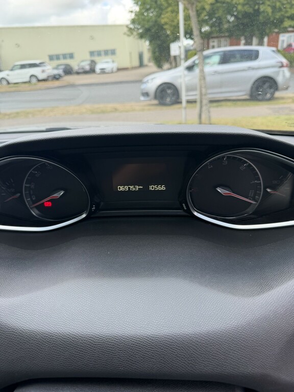 Peugeot 308 SW 1.5 Bluehdi Gt Line 2018 KS18YTH Grey #4