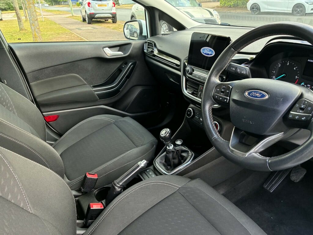 Ford Fiesta 1.5 Tdci Zetec 2019 YK19ARB White #6