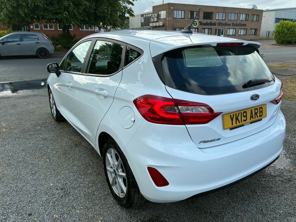 Ford Fiesta 1.5 Tdci Zetec 2019 YK19ARB White #4
