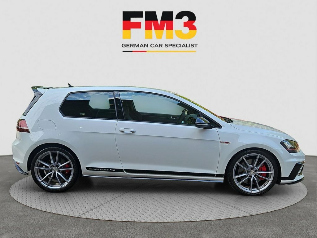 Volkswagen Golf 2L Null White #5