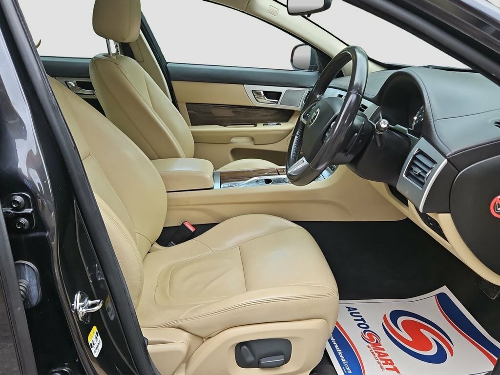 Jaguar XF 2.2L Luxury RK15WHT Grey #5