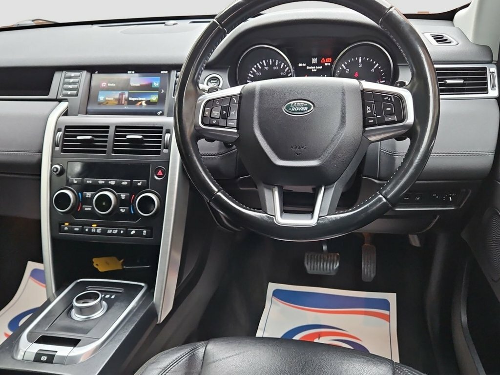 Land Rover Discovery Sport 2L Se Tech SC16TMU White #4