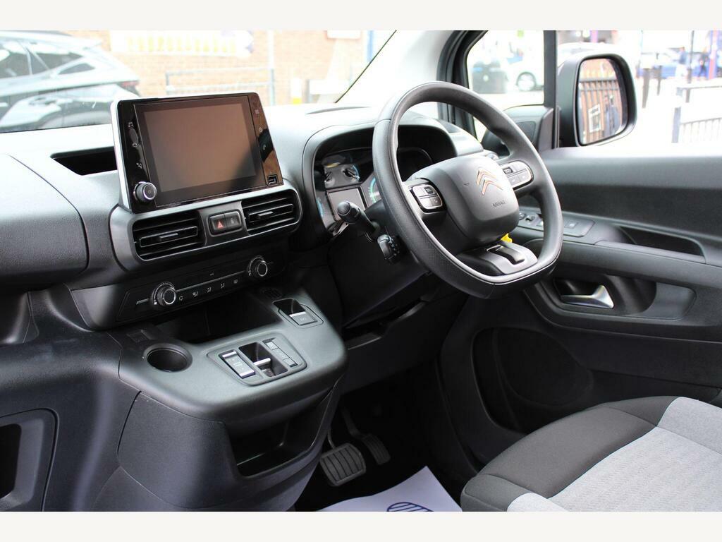 Citroen e-Berlingo 50Kwh Feel XL  Black #2