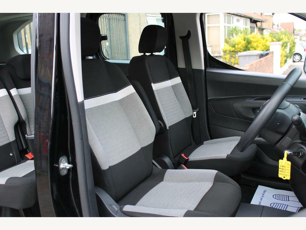 Citroen e-Berlingo 50Kwh Feel XL  Black #5