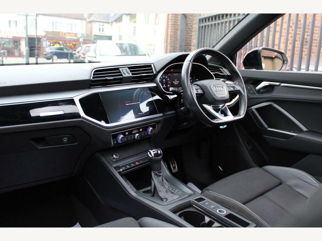 Audi Q3 1.5 Tfsi Cod 35 Black Edition S Tronic Euro 6 S S  White #2
