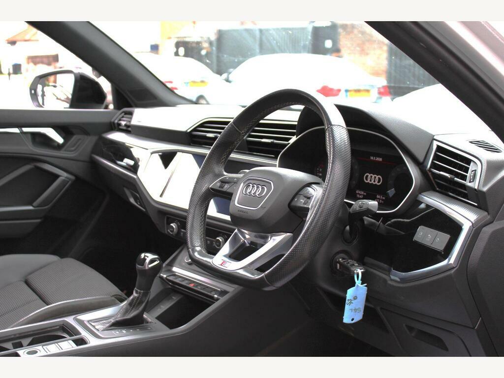 Audi Q3 1.5 Tfsi Cod 35 Black Edition S Tronic Euro 6 S S  White #4