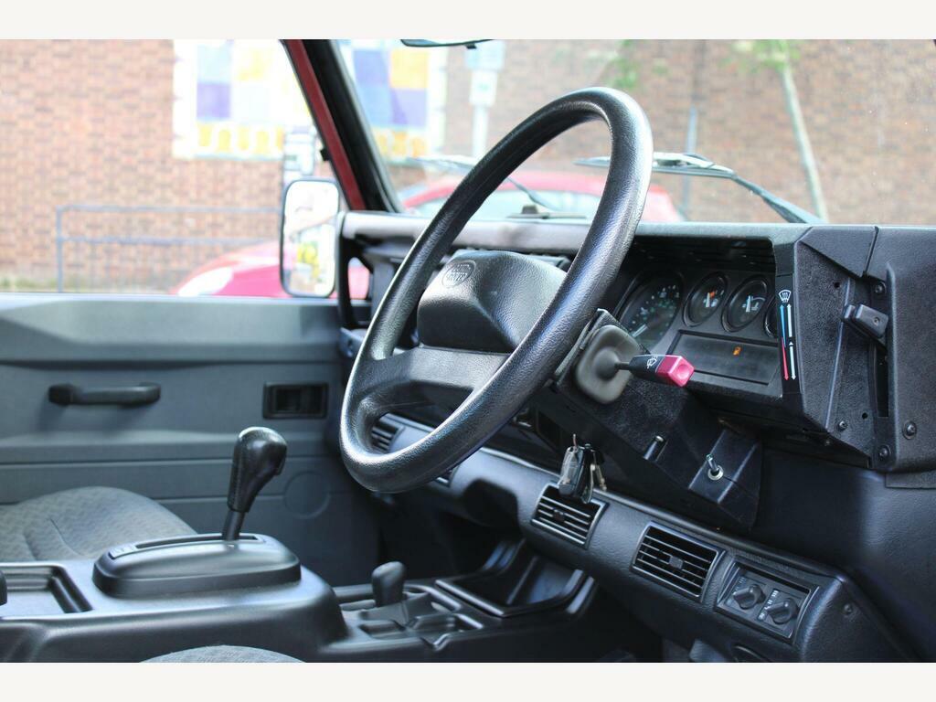 Land Rover Defender 90 2.5 Td5 County Station Wagon EN52HZC Red #4