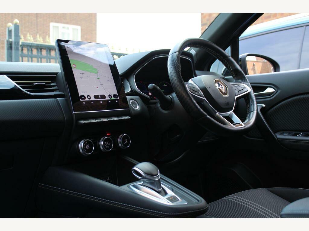 Renault Captur 1.6 E-tech E-tech Engineered Bose Edition Eur Grey #2