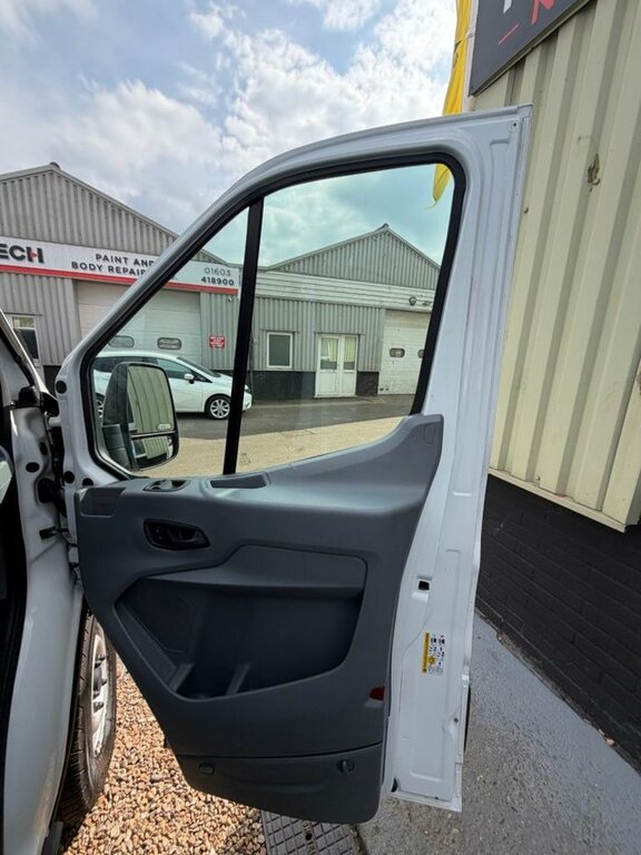 Ford Transit Custom 350 Ecoblue Panel Van LF68WYD White #5